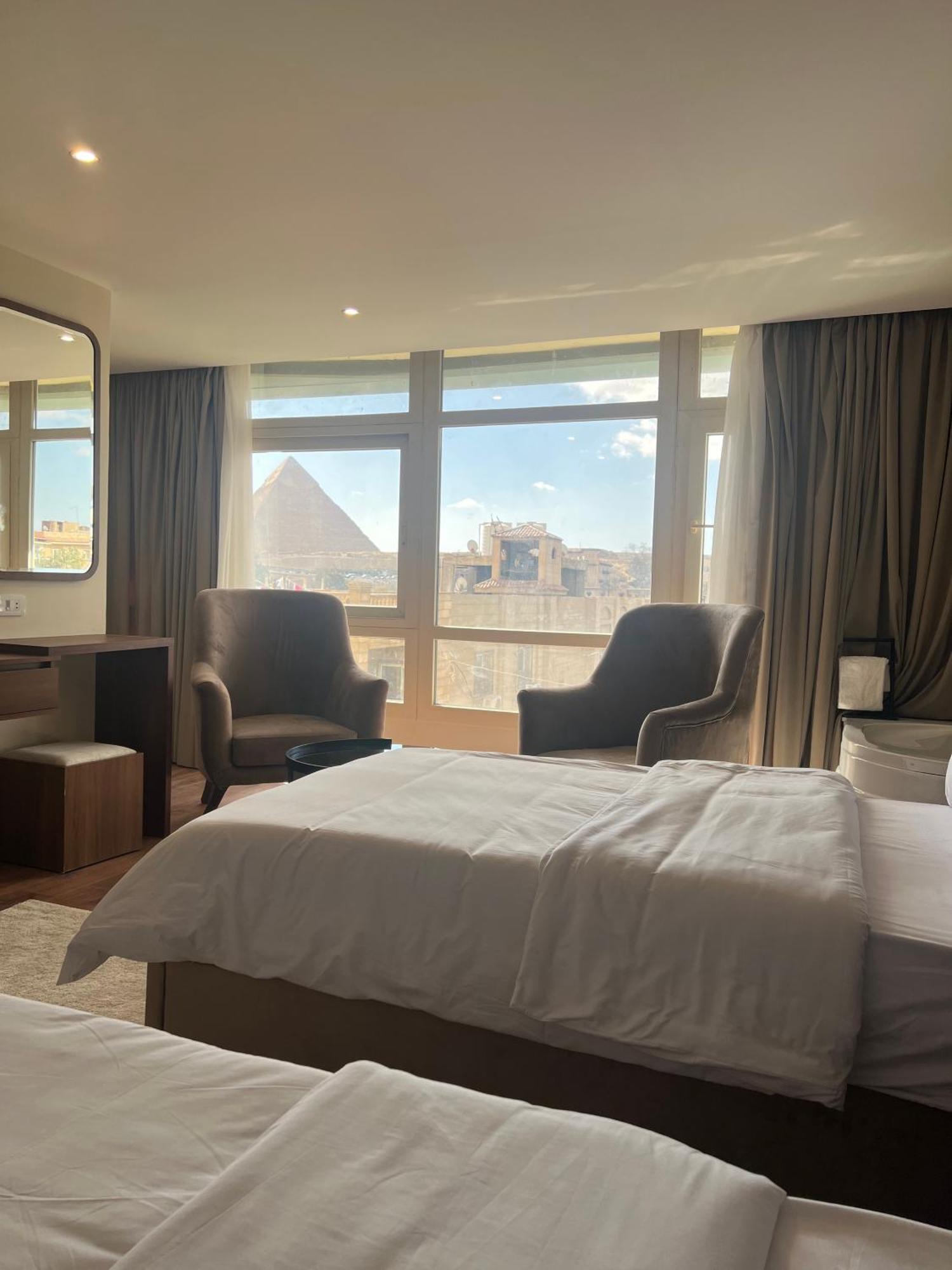 The Home Boutique Hotel Pyramids Inn Kafret el-Gabal Esterno foto