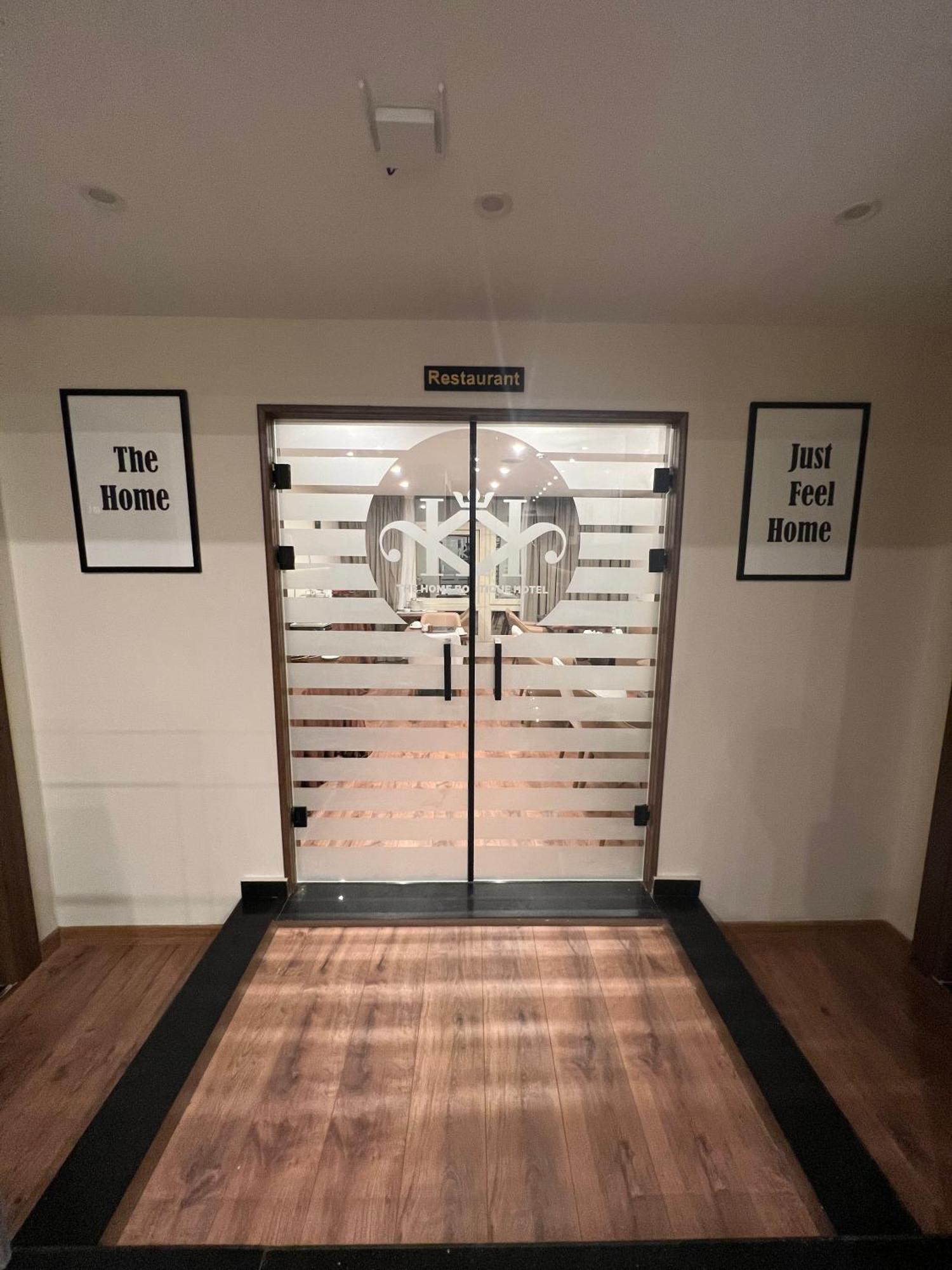The Home Boutique Hotel Pyramids Inn Kafret el-Gabal Esterno foto