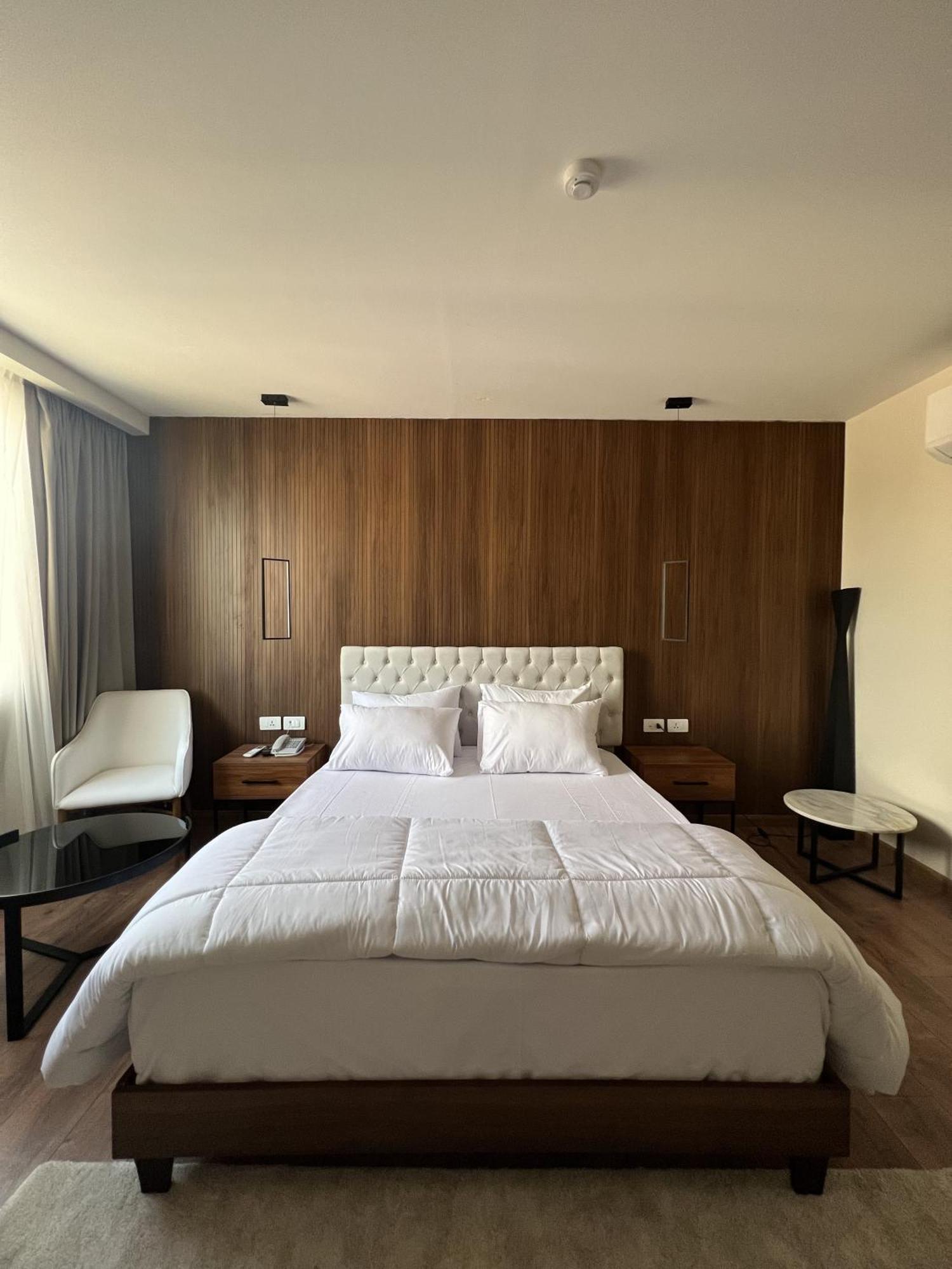 The Home Boutique Hotel Pyramids Inn Kafret el-Gabal Esterno foto